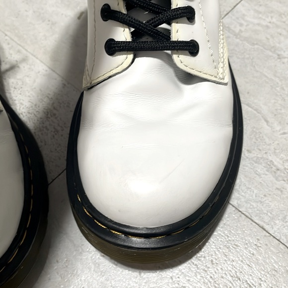 Dr. Martens White Classic Combat Boots Big Kids Sz 3 - Picture 5 of 6
